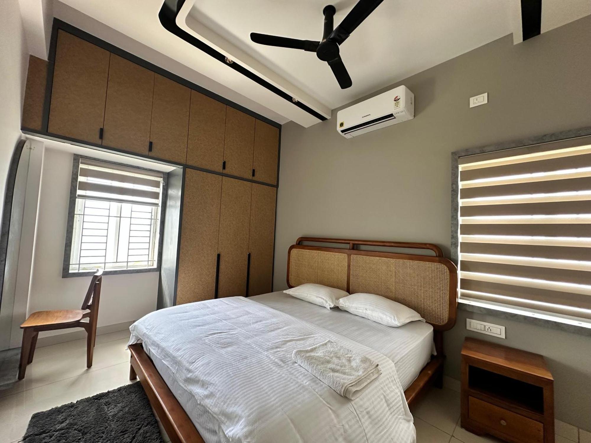Thulasi Avenue Inn Поллачі Екстер'єр фото